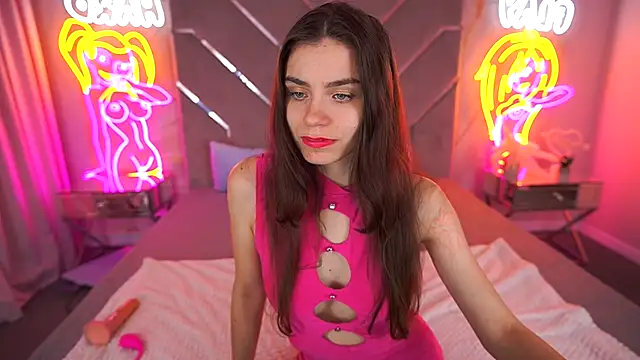 HeavenElle online show from October 2025 06:09:01 AM