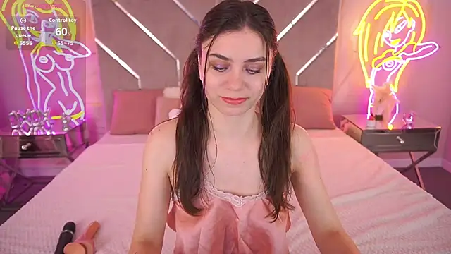 HeavenElle online show from July 2026 05:54:02 AM