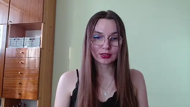 LooveELLYx online show from February 2025 02:37:02 PM