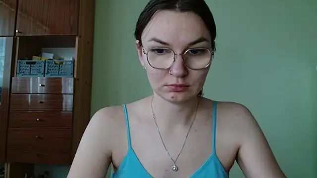 LooveELLYx online show from October 2025 06:43:01 AM