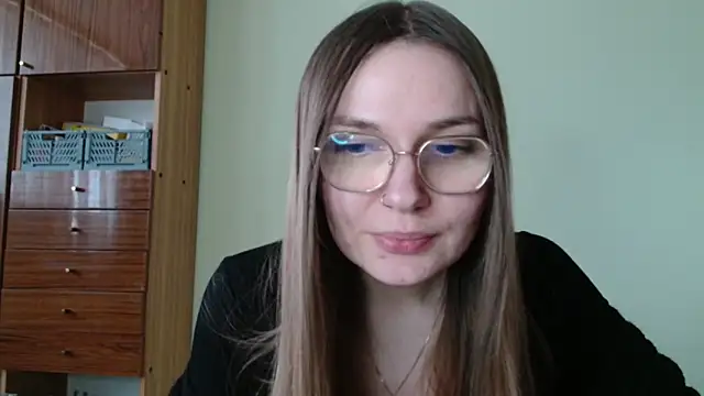 LooveELLYx online show from February 2026 02:27:02 PM