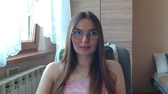 Snapshot of LooveELLYx chatting on July 2026 06:31:01 AM LooveELLYx online show from July 2026 06:31:01 AM
