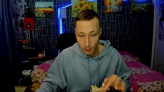 CuteBoy228 online show from January 2026 01:24:01 PM