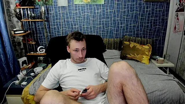 CuteBoy228 online show from March 2026 06:33:01 PM