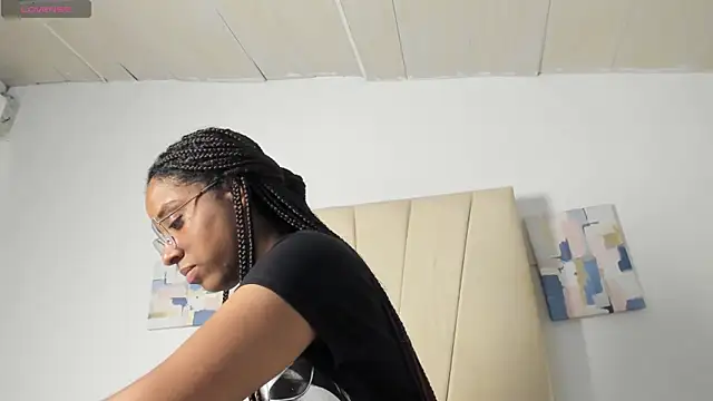 Sophia Ebony online show from May 2026 12:13:02 PM