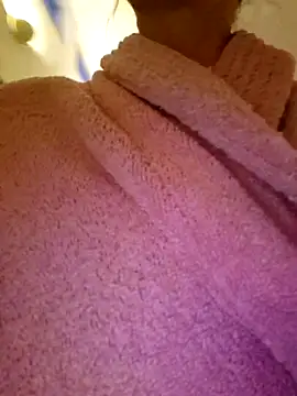 CelynaRoss online show from June 2026 01:28:02 AM