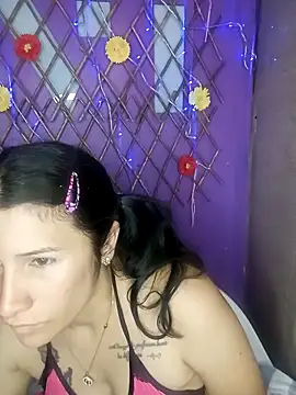 Snapshot of karinnahotdirty chatting on September 2025 07:47:01 PM karinnahotdirty online show from September 2025 07:47:01 PM