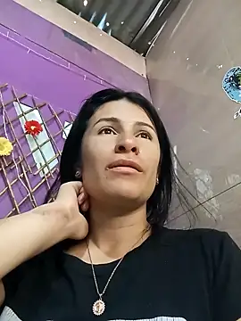 Snapshot of karinnahotdirty chatting on September 2025 06:30:02 PM karinnahotdirty online show from September 2025 06:30:02 PM