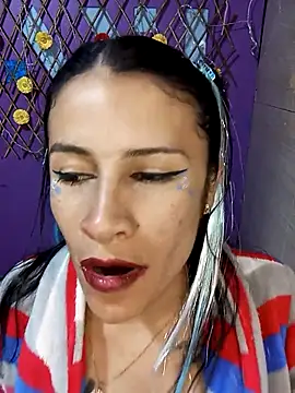 Snapshot of karinnahotdirty chatting on September 2025 12:14:01 AM karinnahotdirty online show from September 2025 12:14:01 AM