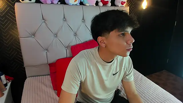 Thiago Kozak online show from September 2025 12:50:02 PM