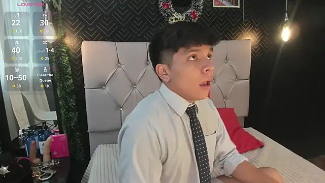 Thiago Kozak online show from December 2025 01:48:01 PM