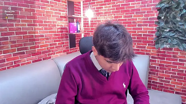 Thiago Kozak online show from April 2026 02:08:01 PM