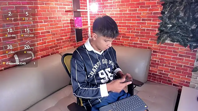 Thiago Kozak online show from May 2026 02:44:01 PM