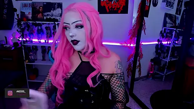 Makii 33 online show from September 2025 11:17:01 PM