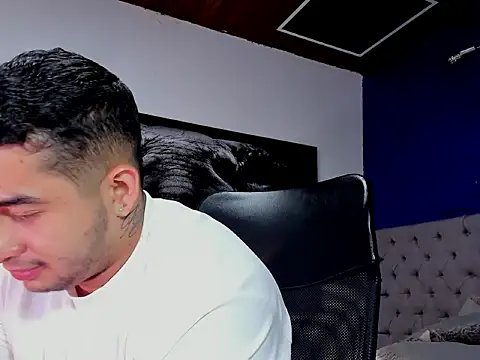 king falconer online show from January 2026 02:48:01 AM