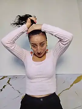 Oriana111 online show from May 2026 01:36:01 AM