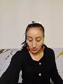 Snapshot of Oriana111 chatting on June 2026 03:08:02 AM Oriana111 online show from June 2026 03:08:02 AM