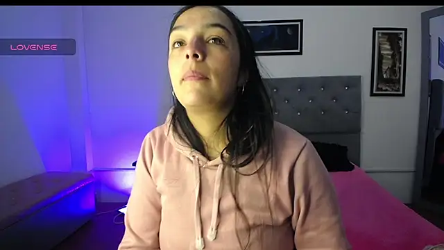 Snapshot of Esmeraldaa- chatting on September 2025 05:18:01 AM Esmeraldaa- online show from September 2025 05:18:01 AM