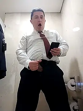 BigCristh79 online show from December 2025 01:16:01 PM