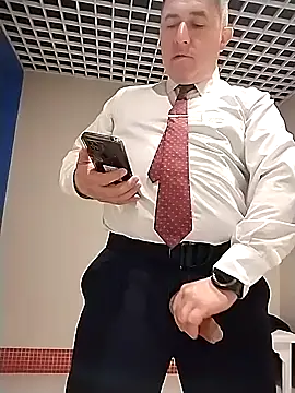 BigCristh79 online show from March 2026 03:43:02 AM