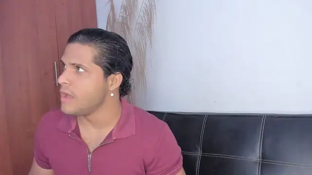 Evansdark1 online show from December 2025 09:42:01 PM