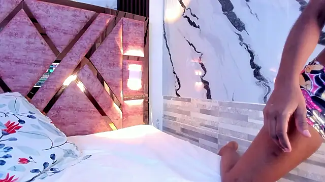 kandy bronw online show from March 2026 02:06:01 AM