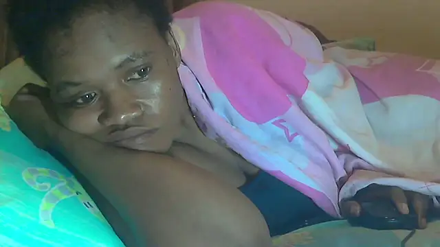 Snapshot of sexythae32 chatting on January 2026 10:25:02 PM sexythae32 online show from January 2026 10:25:02 PM