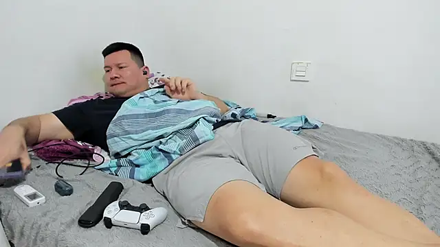 fuckynations online show from April 2026 10:36:02 PM