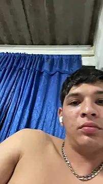 Snapshot of RobinLenoxx chatting on November 2025 04:56:01 AM RobinLenoxx online show from November 2025 04:56:01 AM