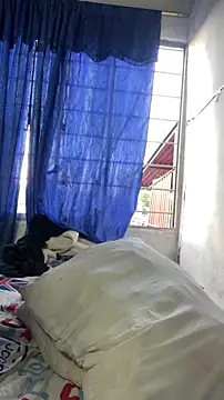 Snapshot of RobinLenoxx chatting on November 2025 09:24:02 PM RobinLenoxx online show from November 2025 09:24:02 PM