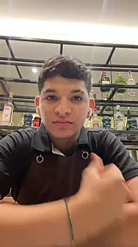 Snapshot of RobinLenoxx chatting on November 2025 12:21:02 AM RobinLenoxx online show from November 2025 12:21:02 AM