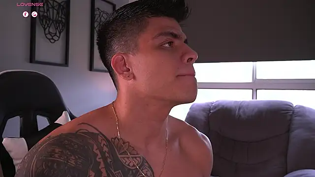 tyler muscle1 online show from September 2025 03:34:02 PM