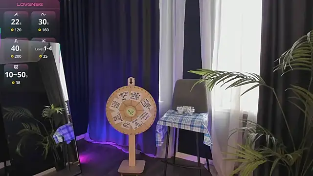 Snapshot of chloe_dreammm chatting on October 2025 12:46:02 PM chloe dreammm online show from October 2025 12:46:02 PM