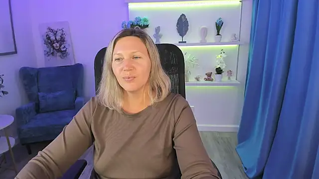 NinaStarle online show from September 2025 11:32:01 AM