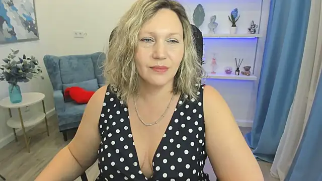 NinaStarle online show from May 2026 11:37:01 AM