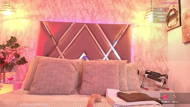 Aliice1  online show from October 2025 08:40:02 PM