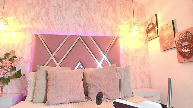 Snapshot of Aliice1_ chatting on November 2025 09:32:01 PM Aliice1 online show from November 2025 09:32:01 PM