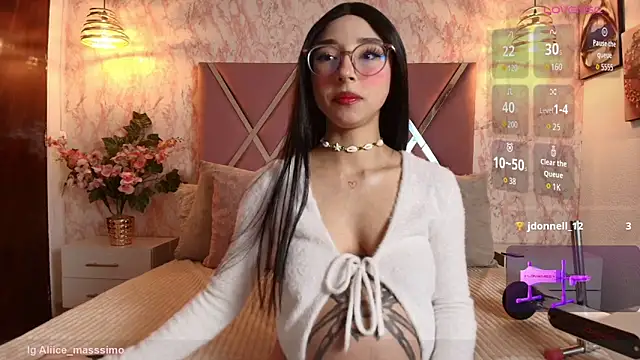 Snapshot of Aliice1_ chatting on November 2025 10:58:02 PM Aliice1 online show from November 2025 10:58:02 PM