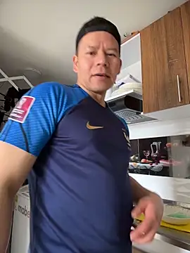 Snapshot of Manu0586 chatting on November 2025 04:13:02 PM Manu0586 online show from November 2025 04:13:02 PM