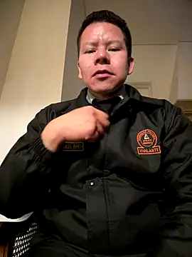 Snapshot of Manu0586 chatting on January 2026 01:30:01 AM Manu0586 online show from January 2026 01:30:01 AM