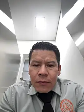 Snapshot of Manu0586 chatting on January 2026 05:45:02 AM Manu0586 online show from January 2026 05:45:02 AM