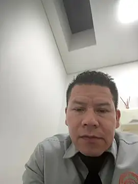 Snapshot of Manu0586 chatting on February 2026 05:06:01 AM Manu0586 online show from February 2026 05:06:01 AM