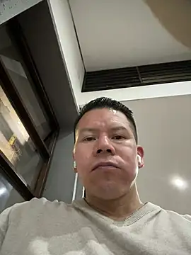 Snapshot of Manu0586 chatting on February 2026 11:34:02 PM Manu0586 online show from February 2026 11:34:02 PM