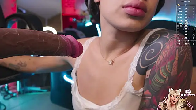 Snapshot of Miila_snow chatting on February 2026 11:39:02 AM Miila snow online show from February 2026 11:39:02 AM