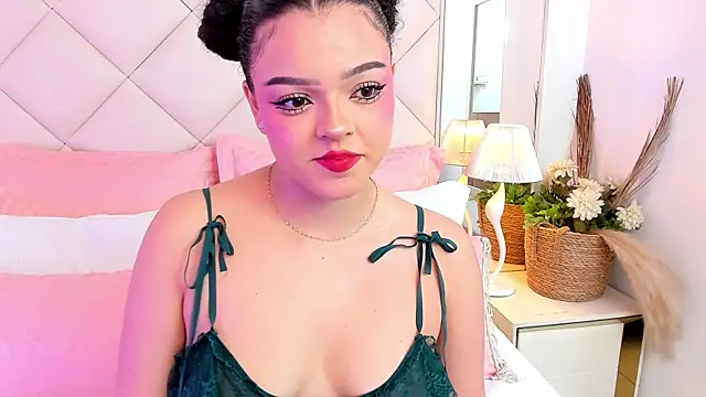 LilBoonew online show from September 2025 12:26:01 PM