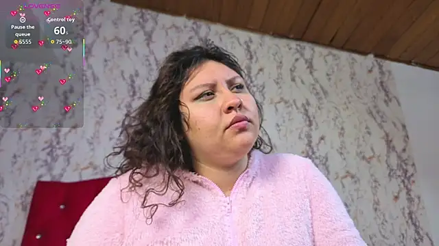 Snapshot of Larissa_Antonella chatting on October 2025 12:20:02 AM Larissa Antonella online show from October 2025 12:20:02 AM