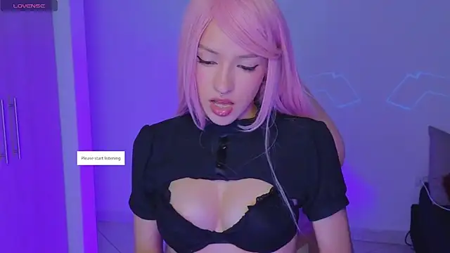 Snapshot of Moonlightt_21 chatting on December 2025 09:52:01 PM Moonlightt 21 online show from December 2025 09:52:01 PM