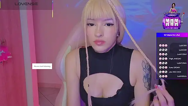 Snapshot of Moonlightt_21 chatting on December 2025 08:38:02 PM Moonlightt 21 online show from December 2025 08:38:02 PM