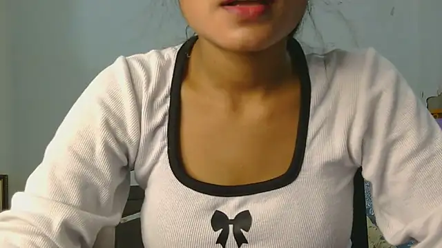 Aarti misty71 online show from April 2026 05:21:01 AM