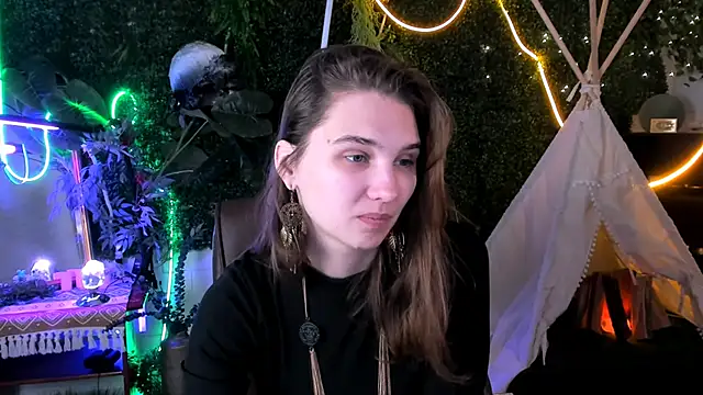 TessaMill online show from October 2025 05:26:02 AM